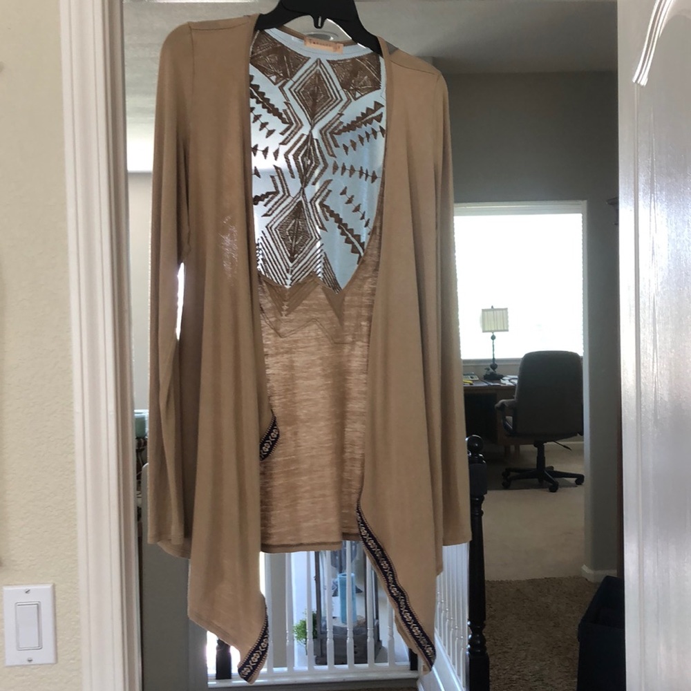 Adorable coverup, super soft, size small